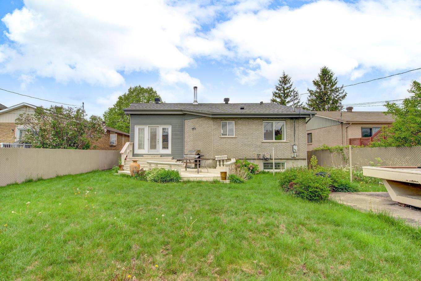 Backyard - 3965 Rue Howard, Longueuil (Saint-Hubert), QC - Outdoor