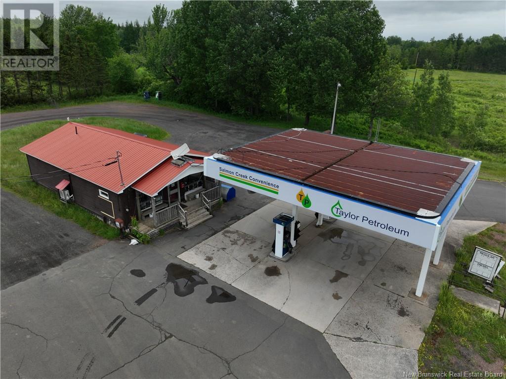6373 Hwy 10, Upper Salmon Creek, NB