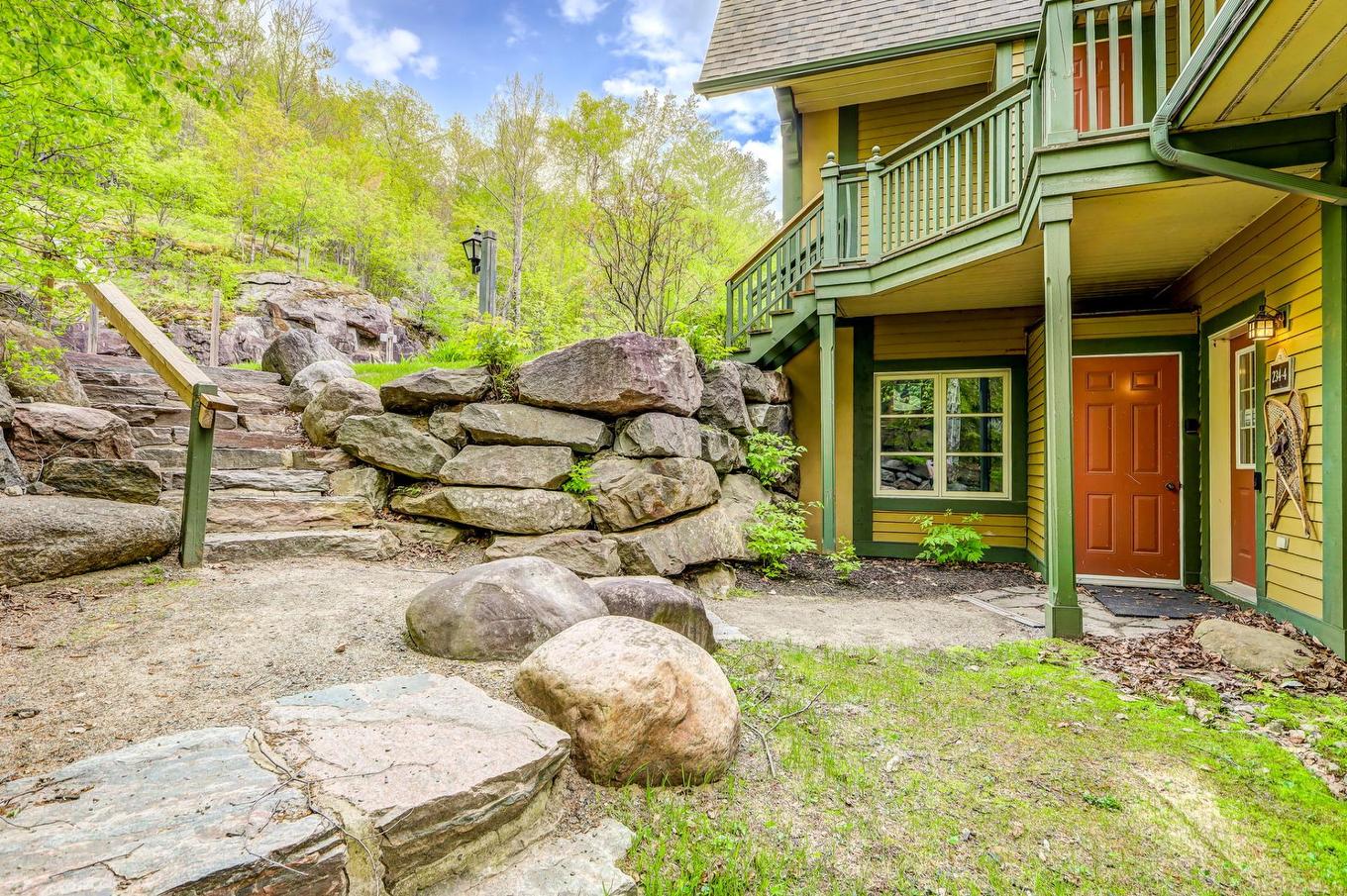 Façade - 4-234 Ch. De La Forêt, Mont-Tremblant, QC - Outdoor With Balcony