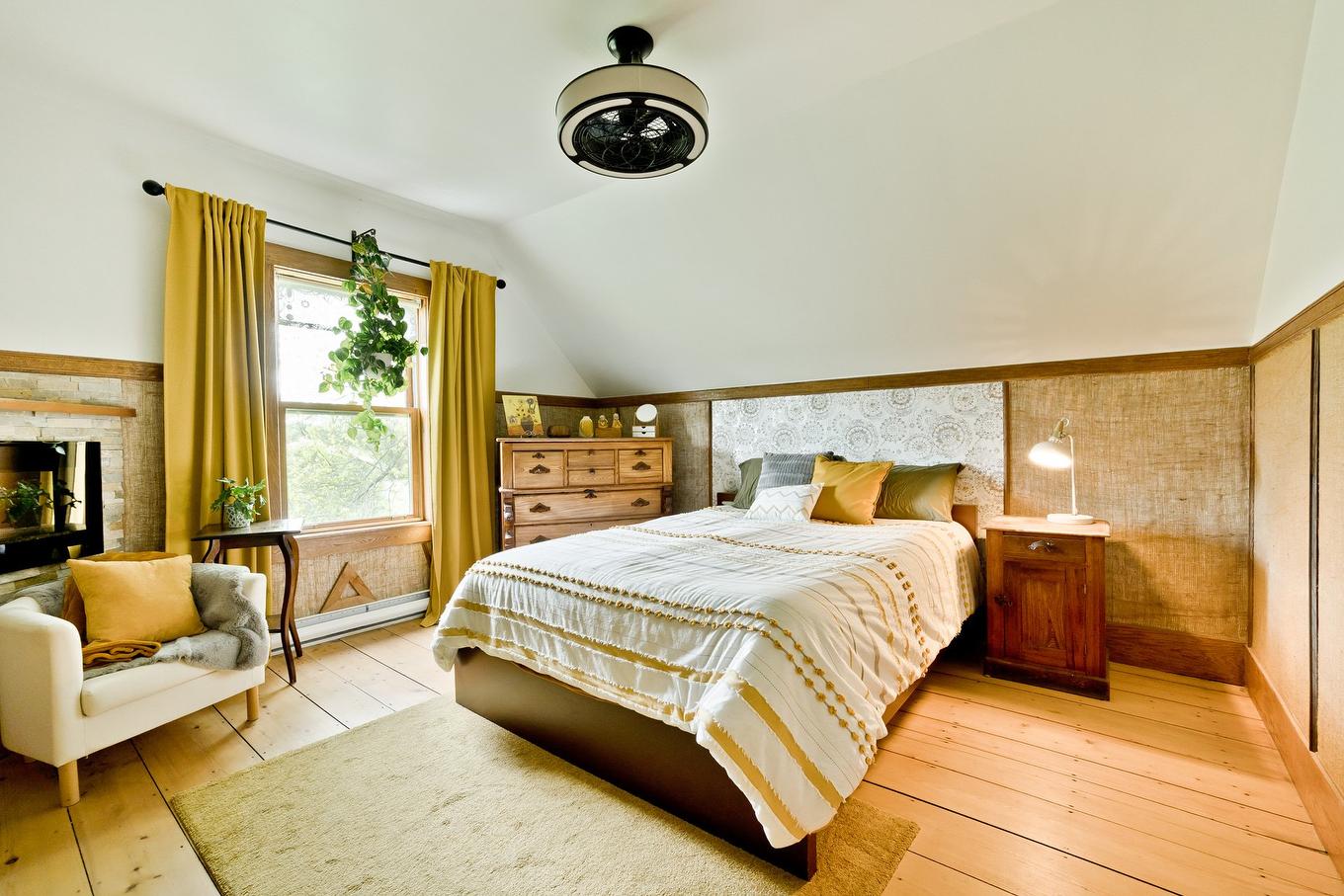 Primary bedroom - 99 Ch. De La Station, Compton, QC - Indoor Photo Showing Bedroom