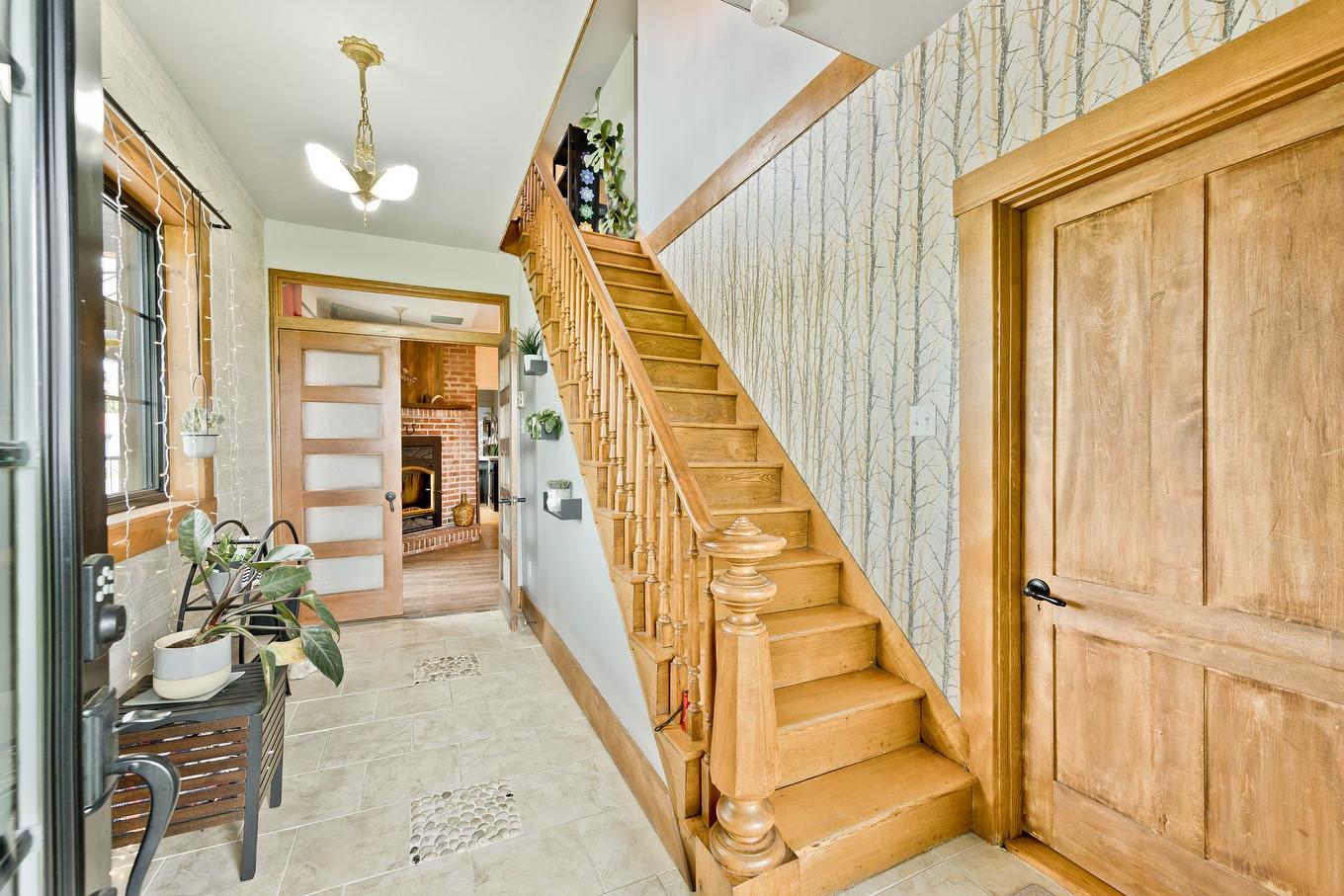 Hall - 99 Ch. De La Station, Compton, QC - Indoor Photo Showing Other Room