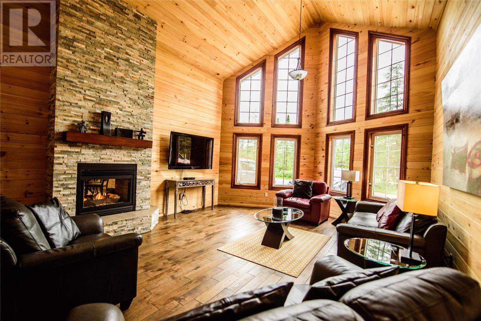 0 Sir Richard Squires Park, Cormack, NL - Indoor Photo Showing Living Room With Fireplace