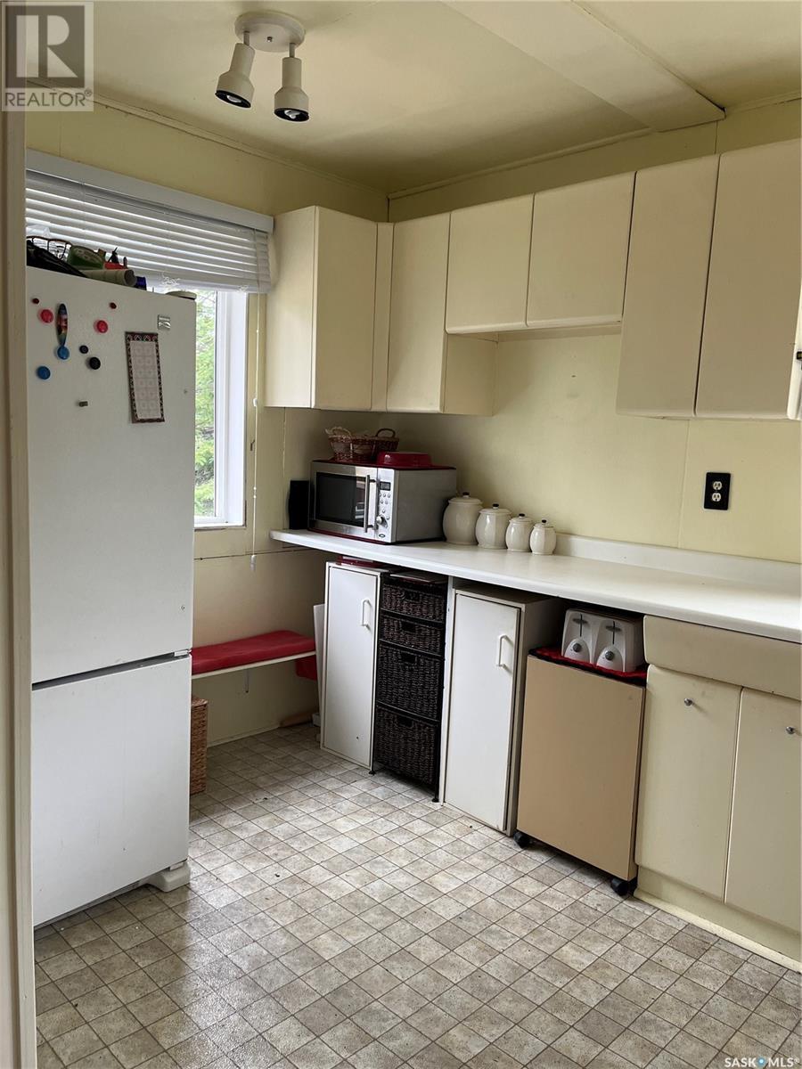 3 Feszyk Drive, Dore Lake, SK - Indoor Photo Showing Kitchen