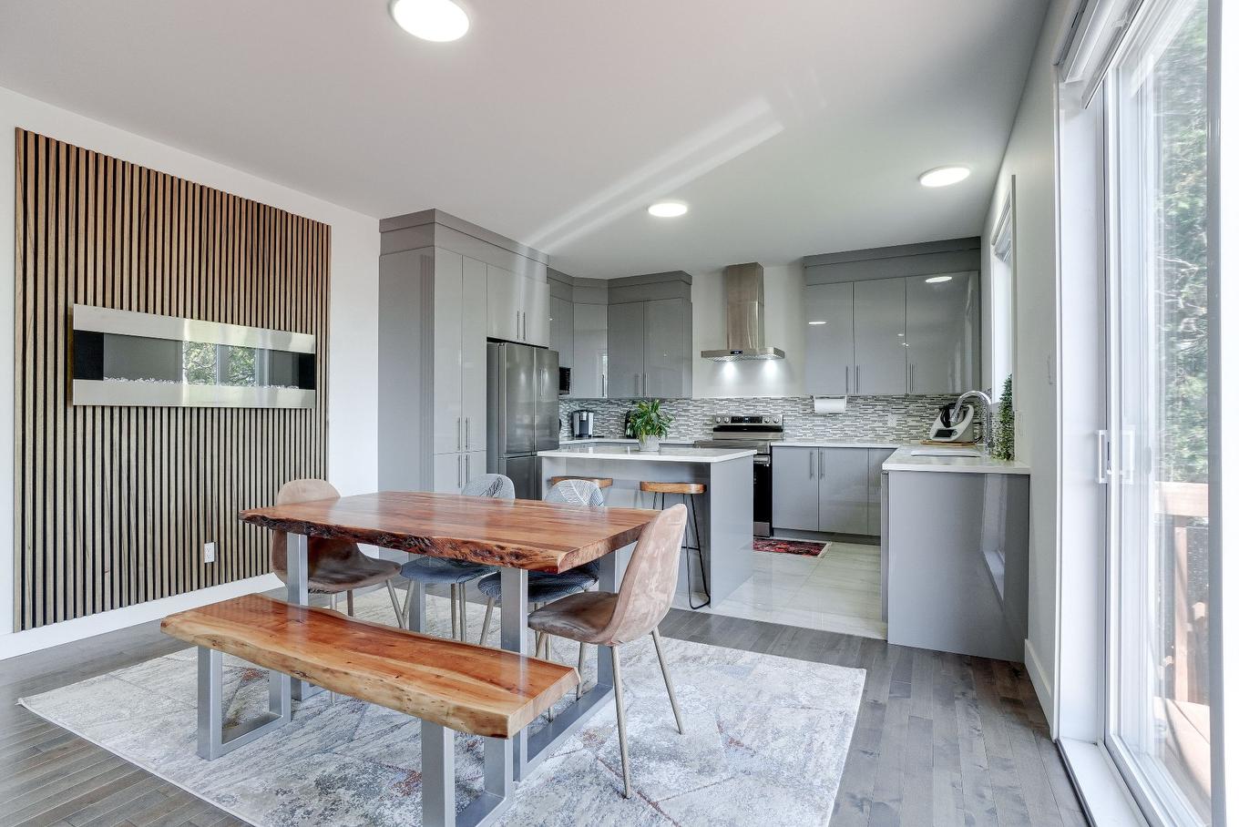 Dining room - 8490 Rue Duceppe, Laval (Saint-François), QC - Indoor