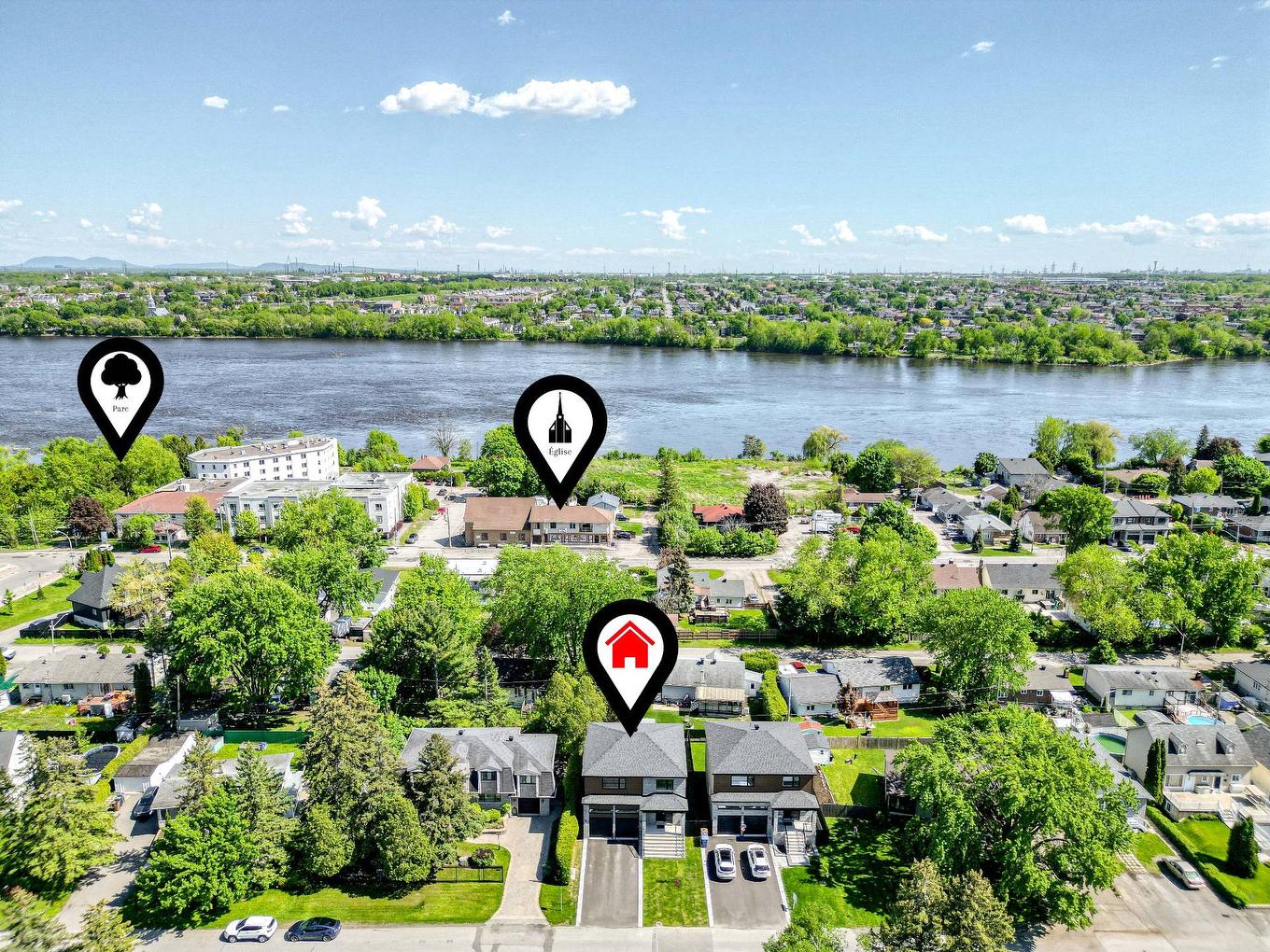 Aerial photo - 8490 Rue Duceppe, Laval (Saint-François), QC - Outdoor With Body Of Water With View