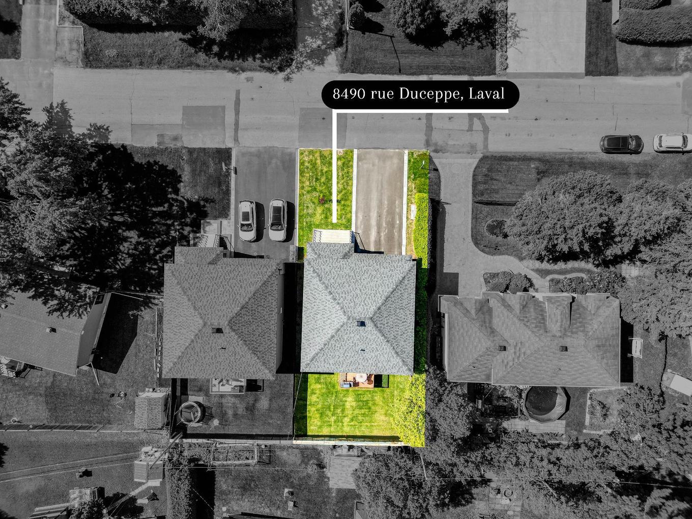 Aerial photo - 8490 Rue Duceppe, Laval (Saint-François), QC -