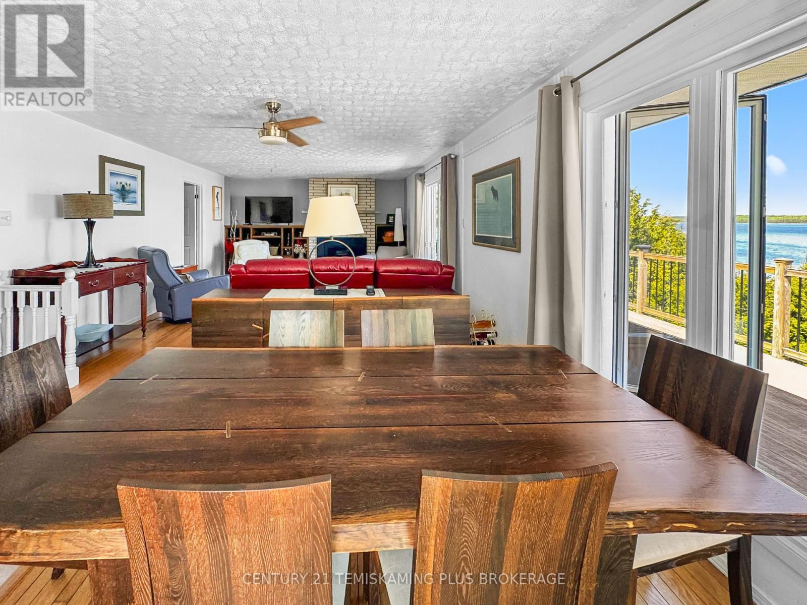 501178 Berry Road, Timiskaming (Tim - Outside - Rural), ON - Indoor Photo Showing Dining Room