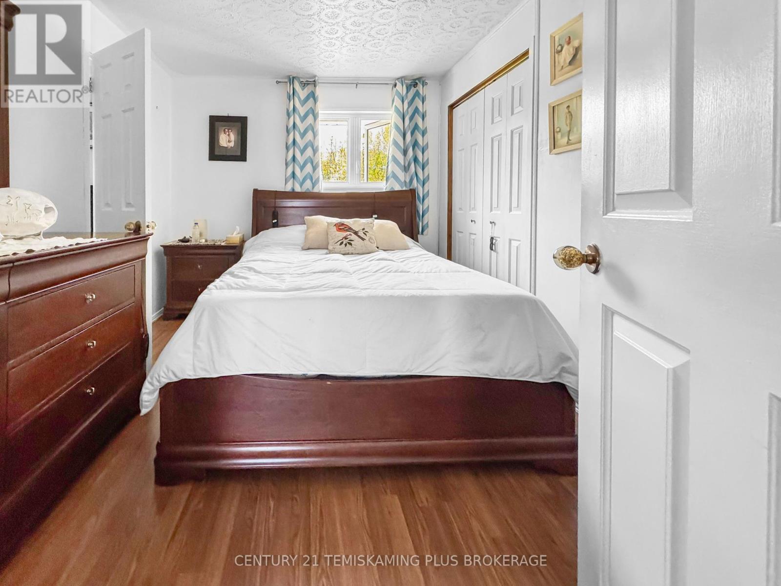 501178 Berry Road, Timiskaming (Tim - Outside - Rural), ON - Indoor Photo Showing Bedroom