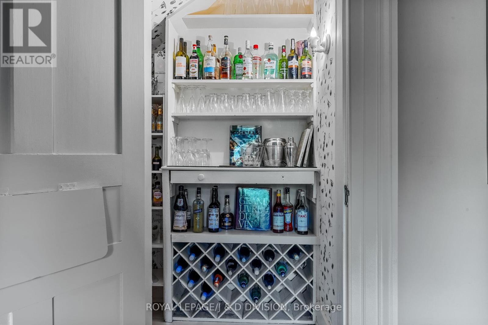 4558 County Rd 10, Port Hope, ON - Indoor