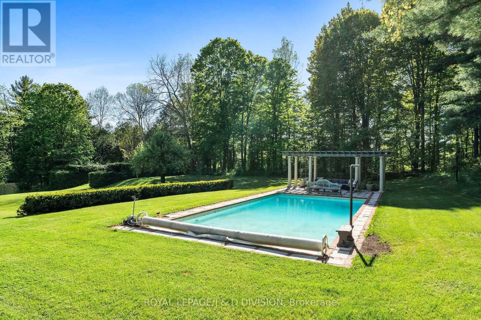 4558 County Rd 10, Port Hope, ON - Outdoor With In Ground Pool With Backyard