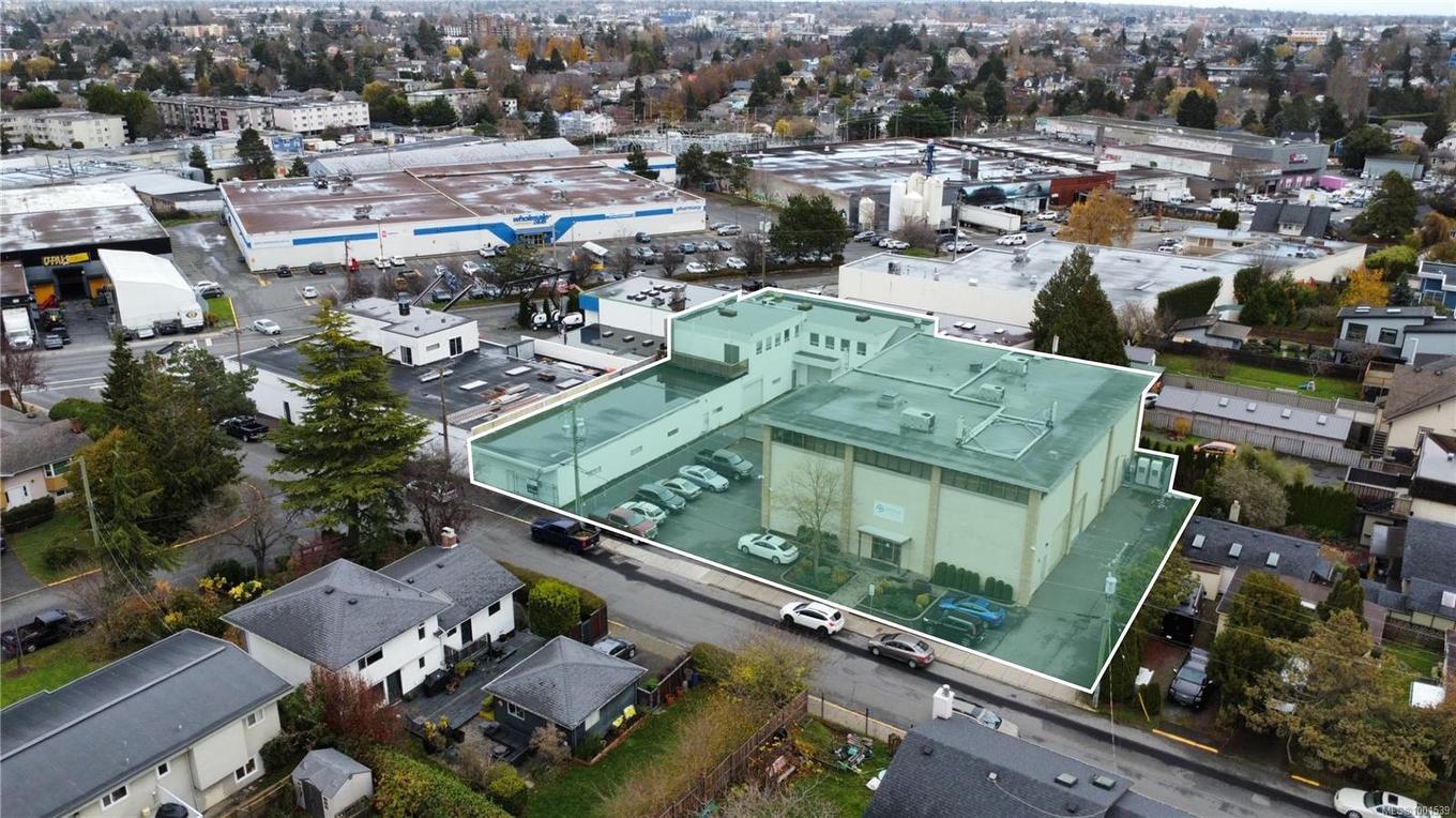 717 & 721 Aldebury St, Esquimalt, BC