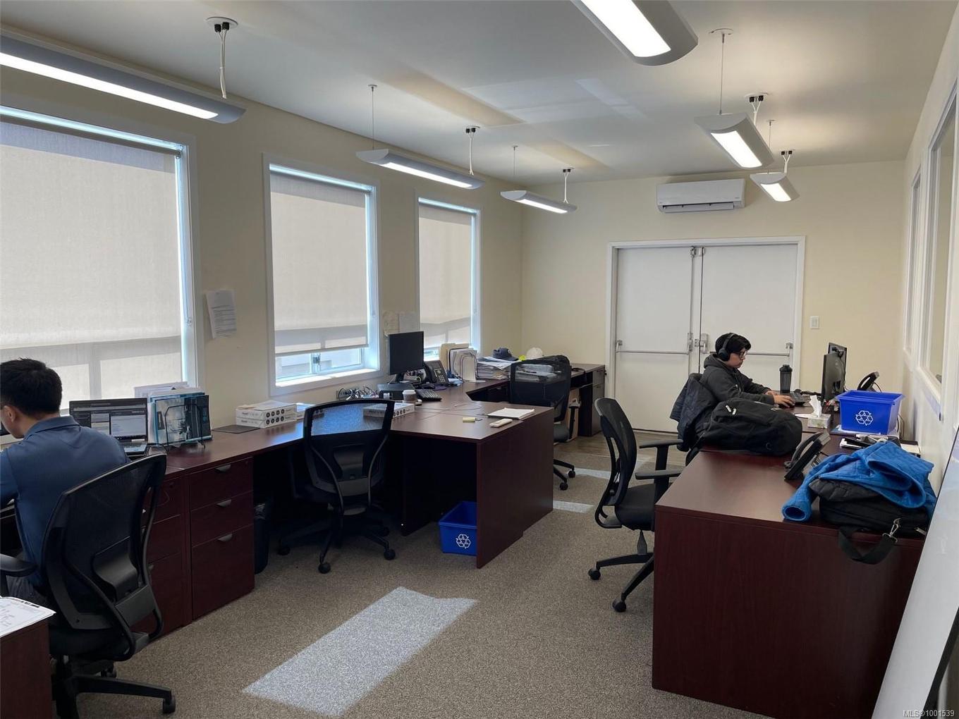 717 & 721 Aldebury St, Esquimalt, BC