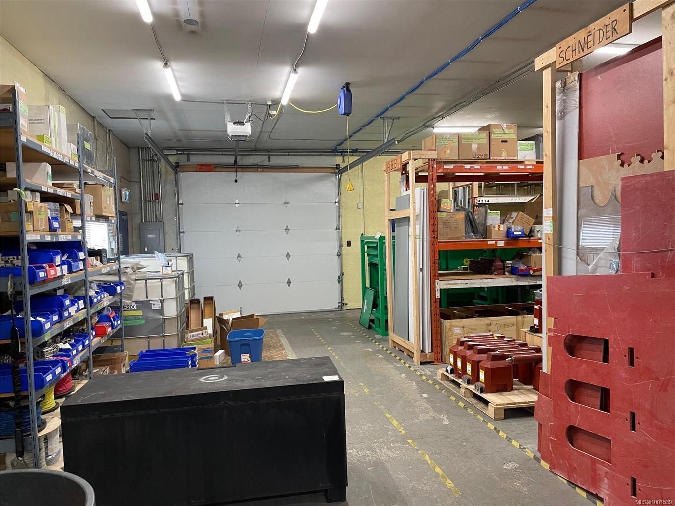 717 & 721 Aldebury St, Esquimalt, BC