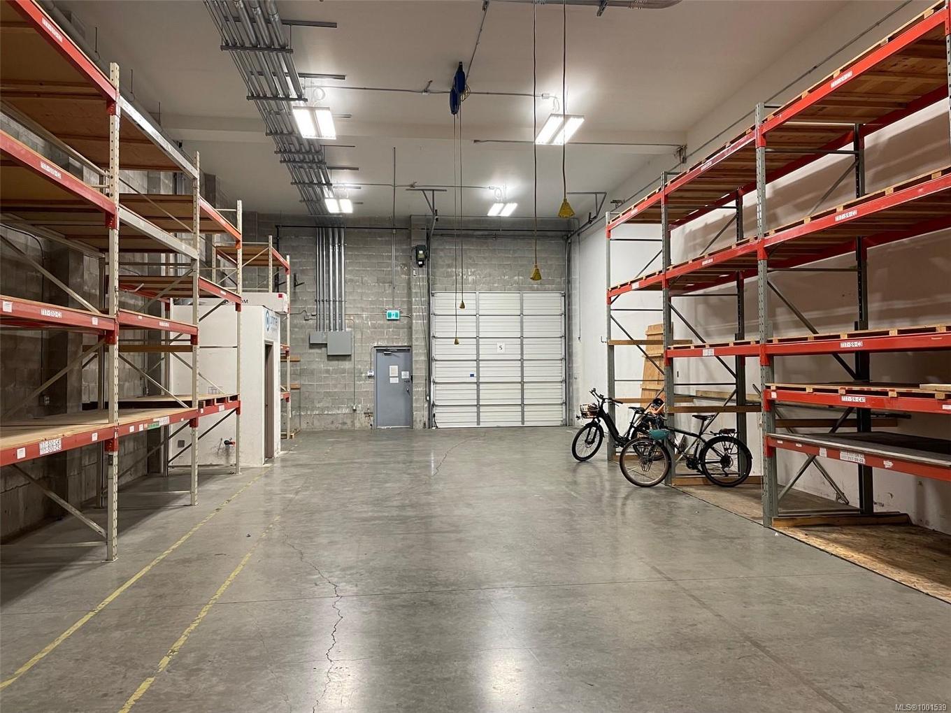 717 & 721 Aldebury St, Esquimalt, BC