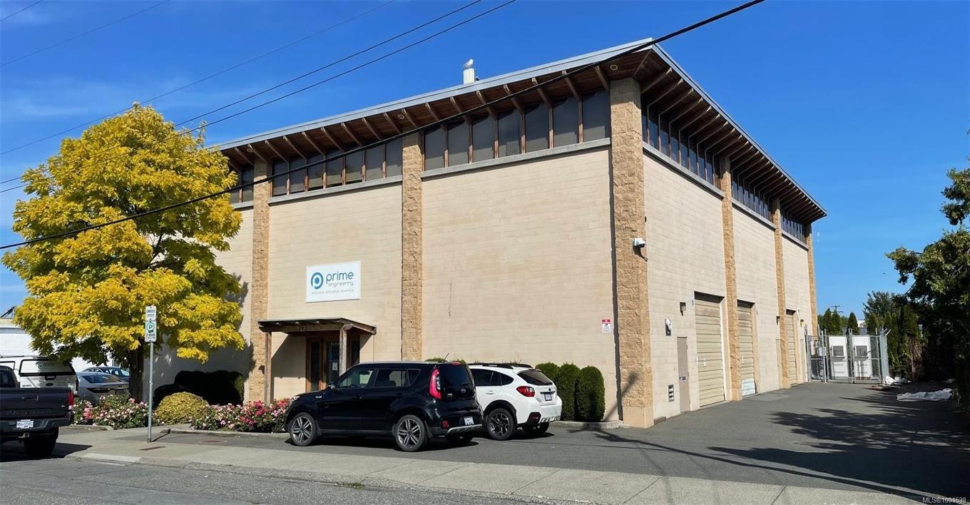 717 & 721 Aldebury St, Esquimalt, BC