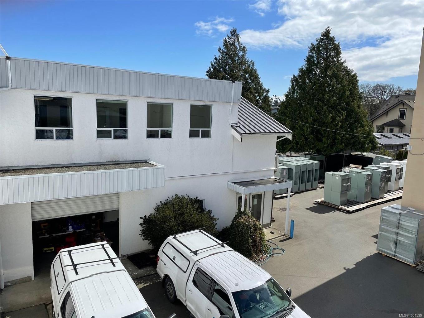 717 & 721 Aldebury St, Esquimalt, BC