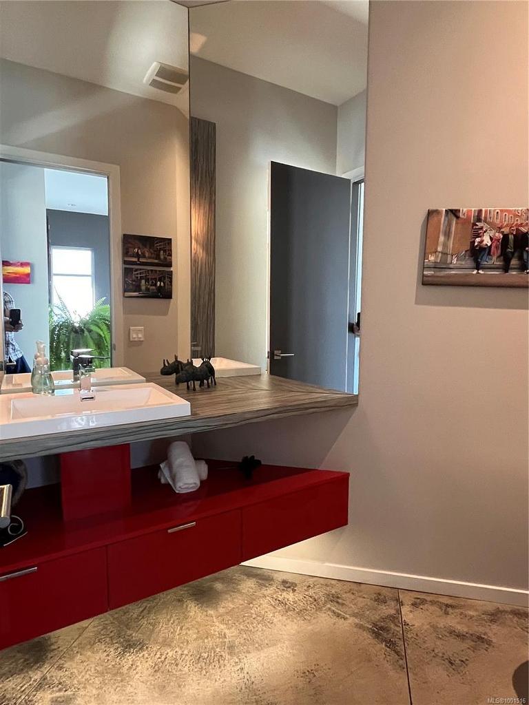 3358 Haida Dr, Colwood, BC