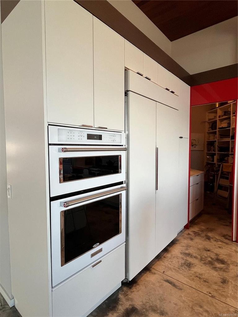 3358 Haida Dr, Colwood, BC