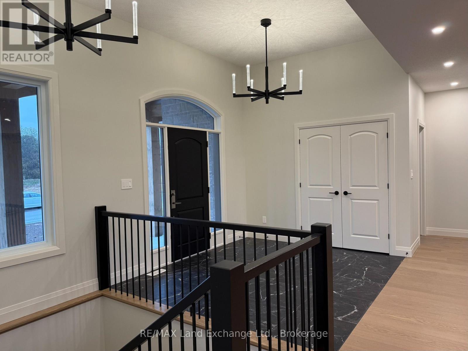 920 Bogdanovic Way, Huron-Kinloss, ON - Indoor Photo Showing Other Room