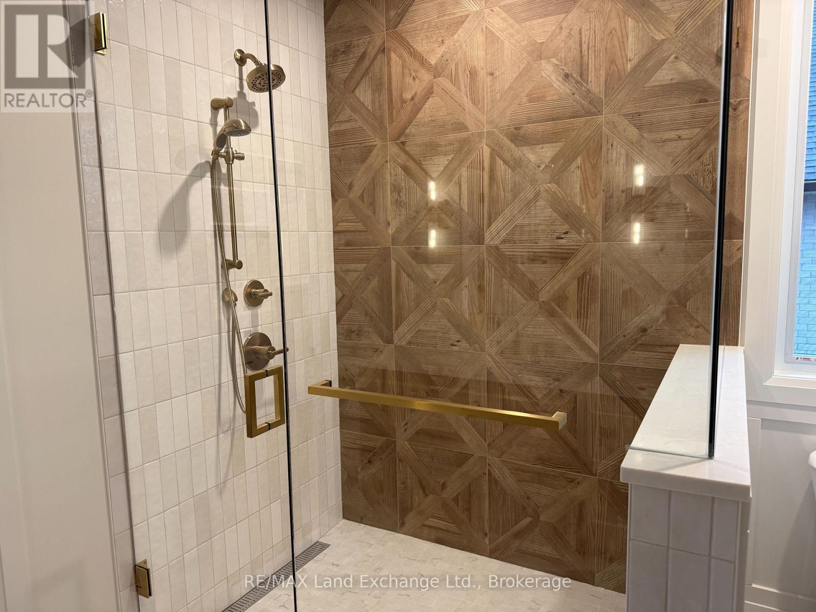 920 Bogdanovic Way, Huron-Kinloss, ON - Indoor Photo Showing Bathroom