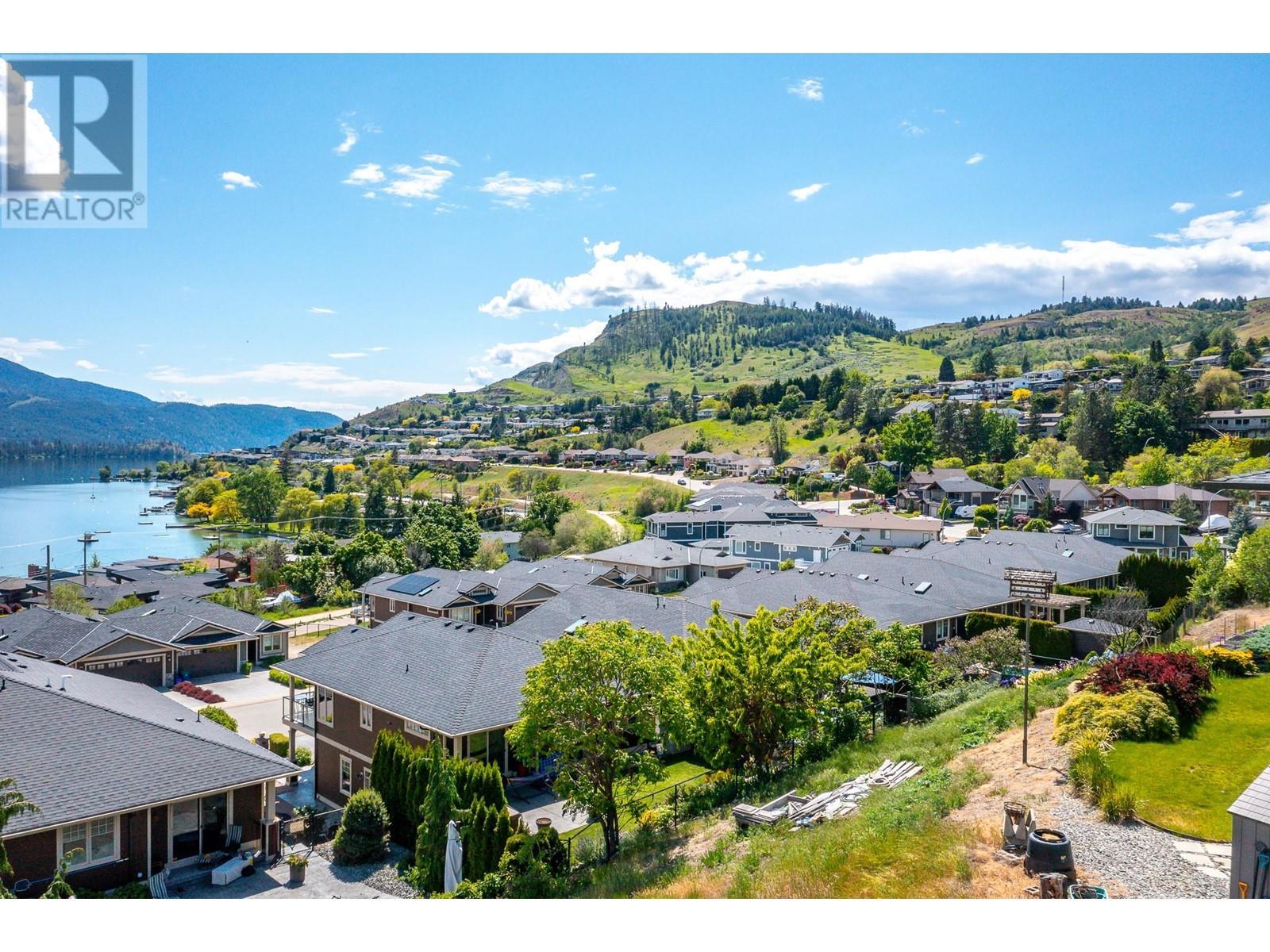 7230 Edgewater Place, Coldstream, BC