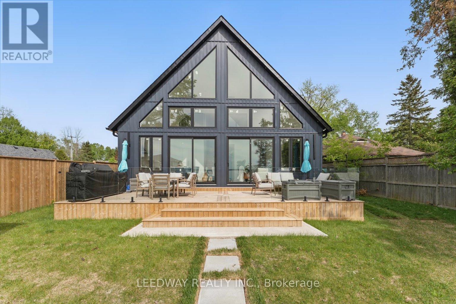 24410 Thorah Park Boulevard, Brock, ON - Outdoor With Deck Patio Veranda With Backyard