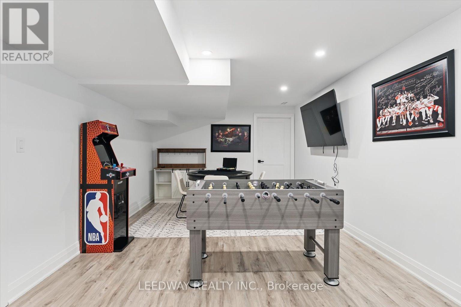 24410 Thorah Park Boulevard, Brock, ON - Indoor Photo Showing Other Room