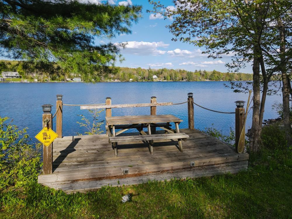 202 Lakecrest Drive, Mount Uniacke, NS