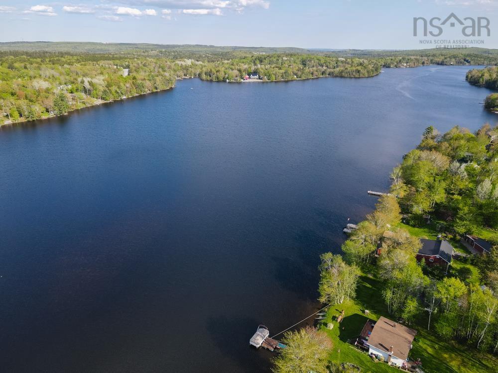 202 Lakecrest Drive, Mount Uniacke, NS