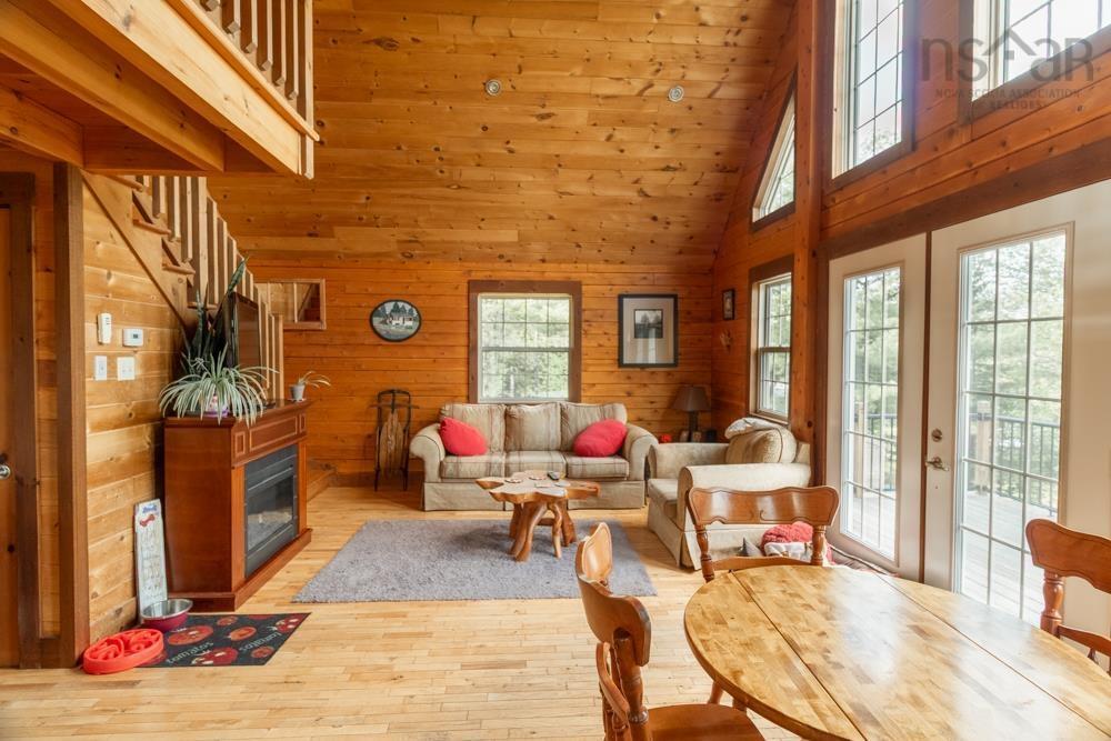 202 Lakecrest Drive, Mount Uniacke, NS