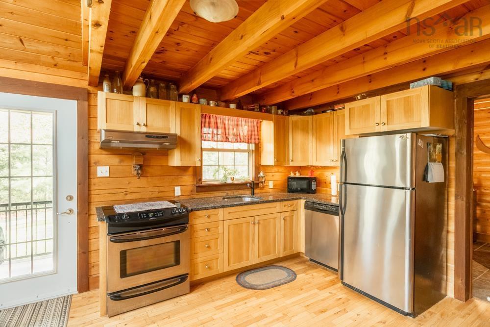 202 Lakecrest Drive, Mount Uniacke, NS