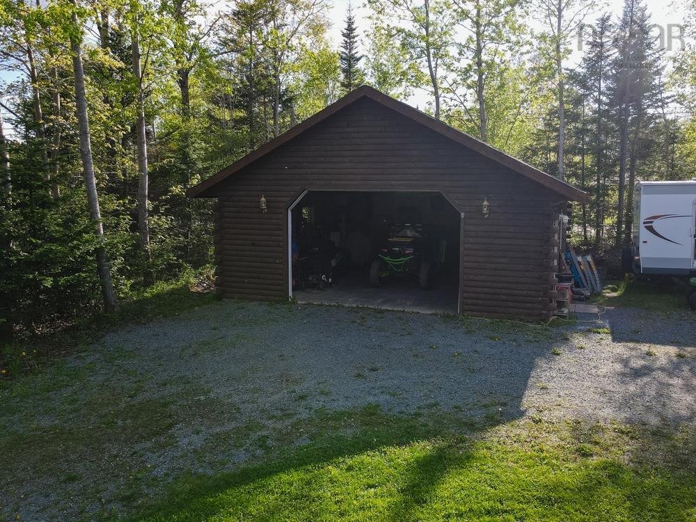 202 Lakecrest Drive, Mount Uniacke, NS