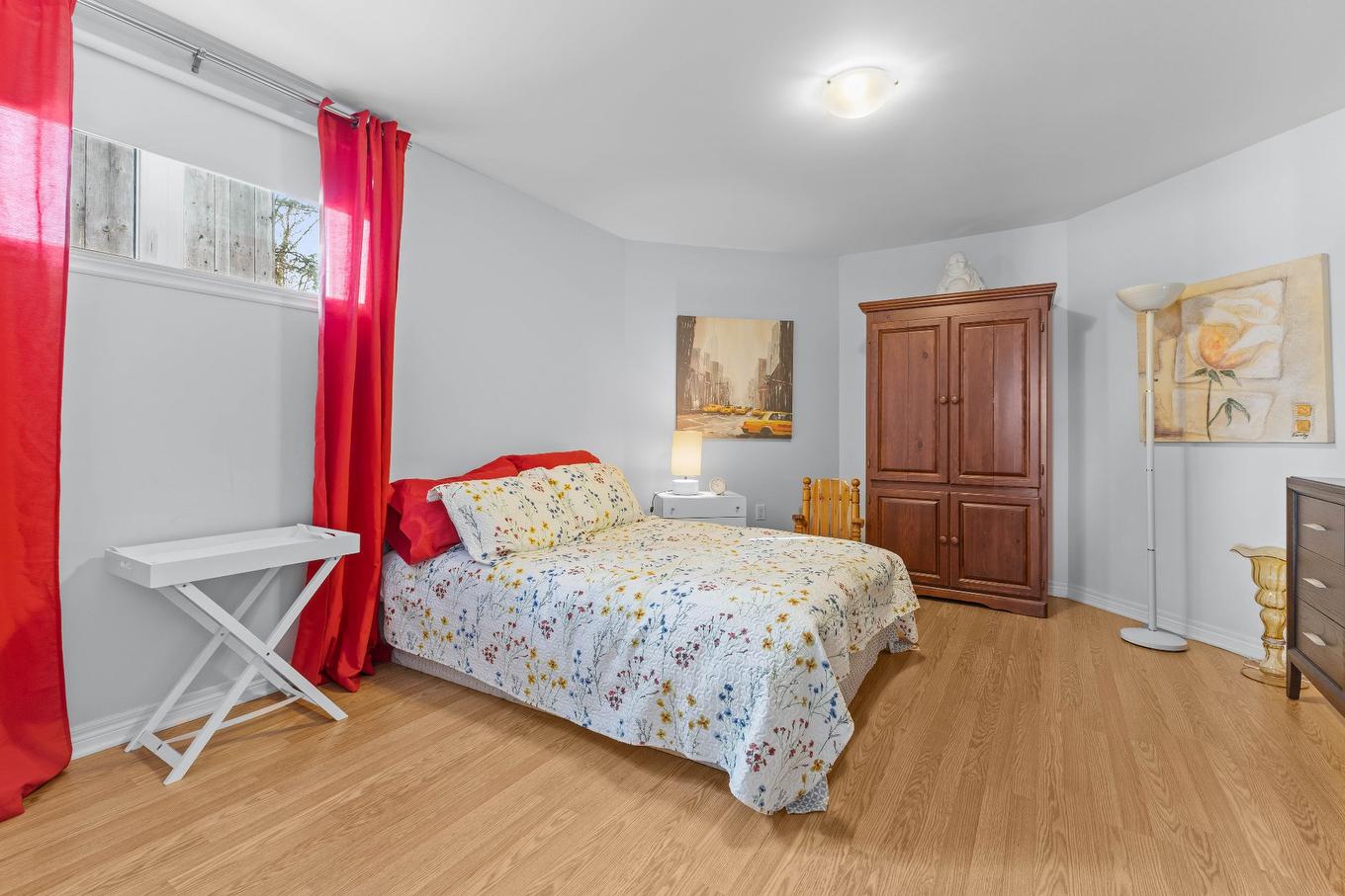 Chambre à coucher - 1435Z Rue St-Jean-Baptiste, Saint-Roch-De-Richelieu, QC - Indoor Photo Showing Bedroom