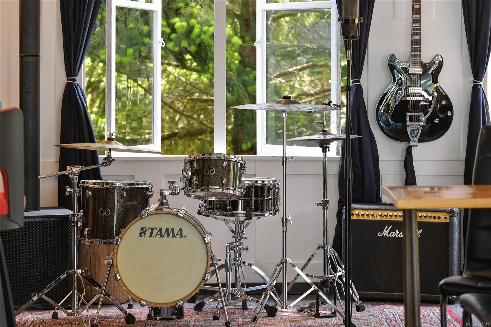 454 Village Bay Rd, Mayne Island, BC