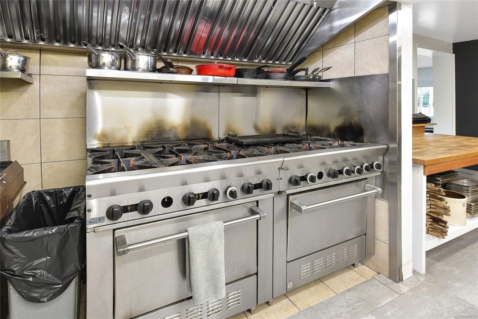 454 Village Bay Rd, Mayne Island, BC