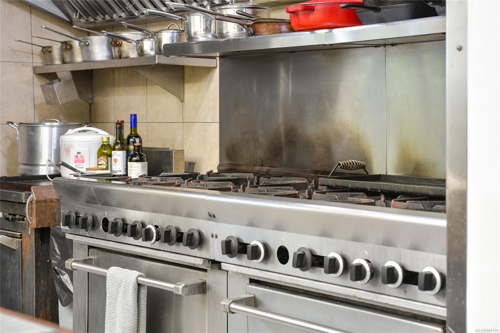 454 Village Bay Rd, Mayne Island, BC