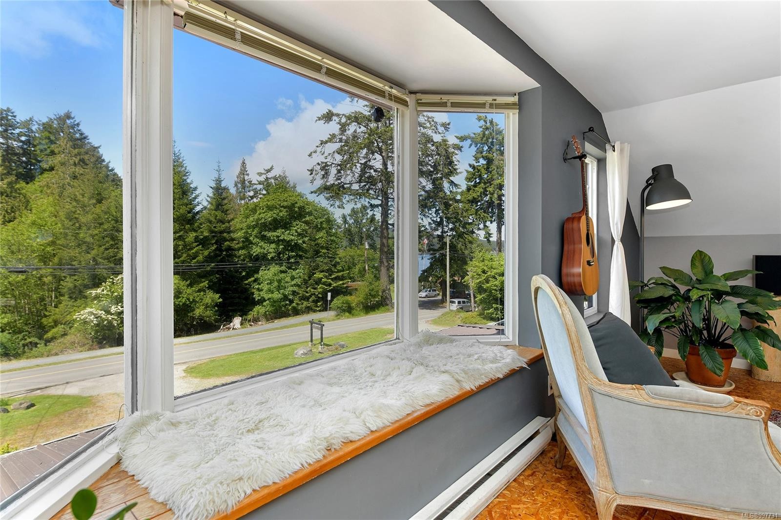 454 Village Bay Rd, Mayne Island, BC