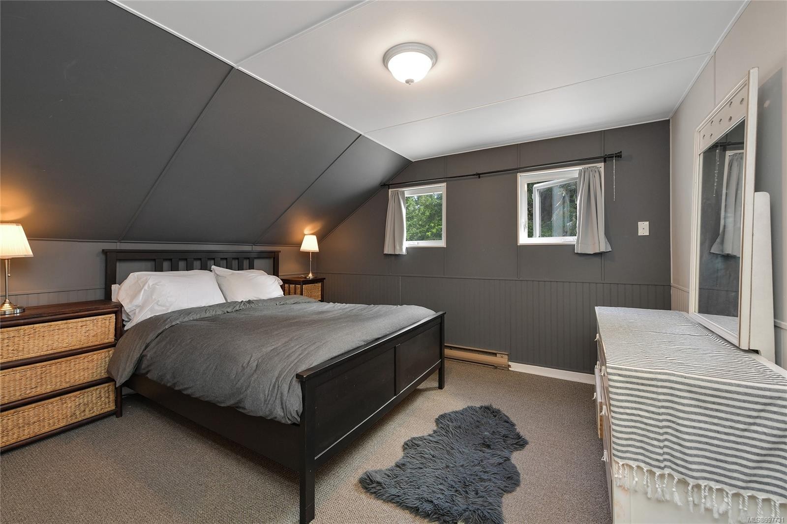 454 Village Bay Rd, Mayne Island, BC