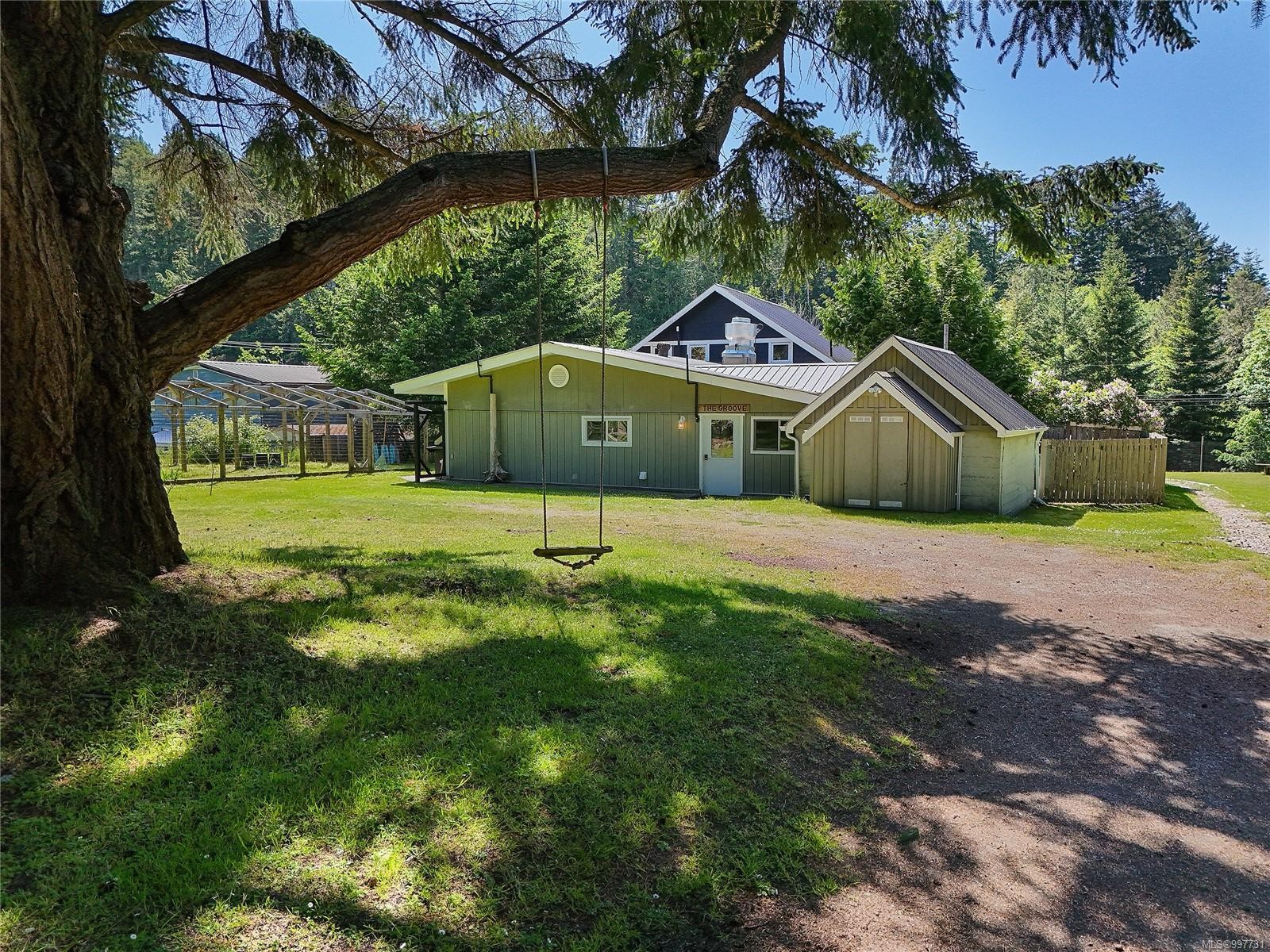 454 Village Bay Rd, Mayne Island, BC