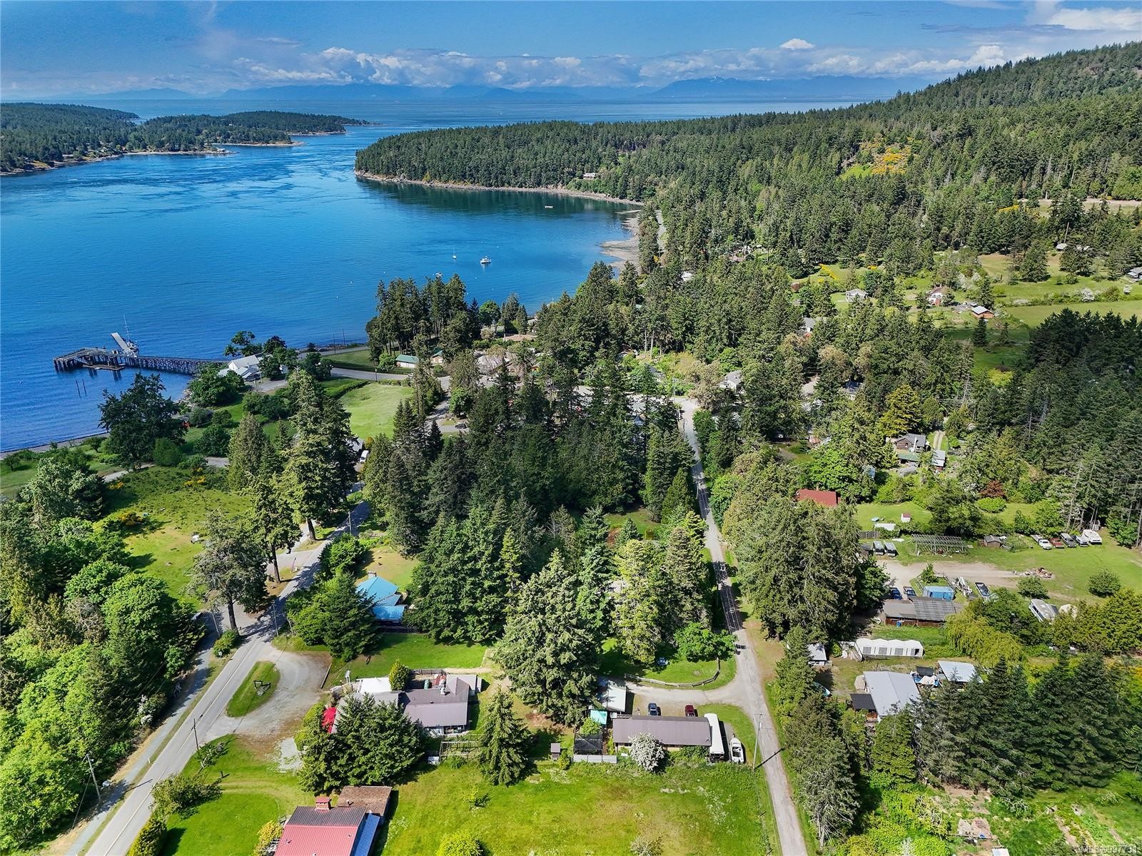 454 Village Bay Rd, Mayne Island, BC