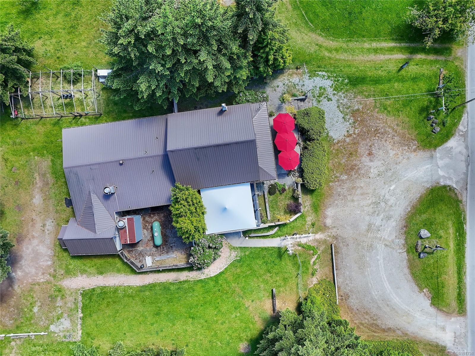 454 Village Bay Rd, Mayne Island, BC