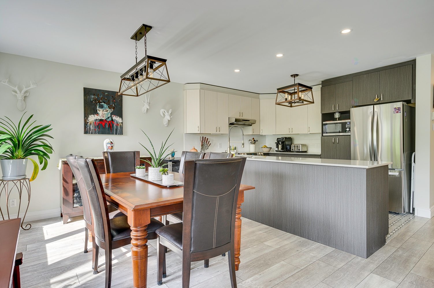 Dining Room - 120 Ch. Louis-Dufour, Saint-Sauveur, QC - Indoor Photo Showing Dining Room