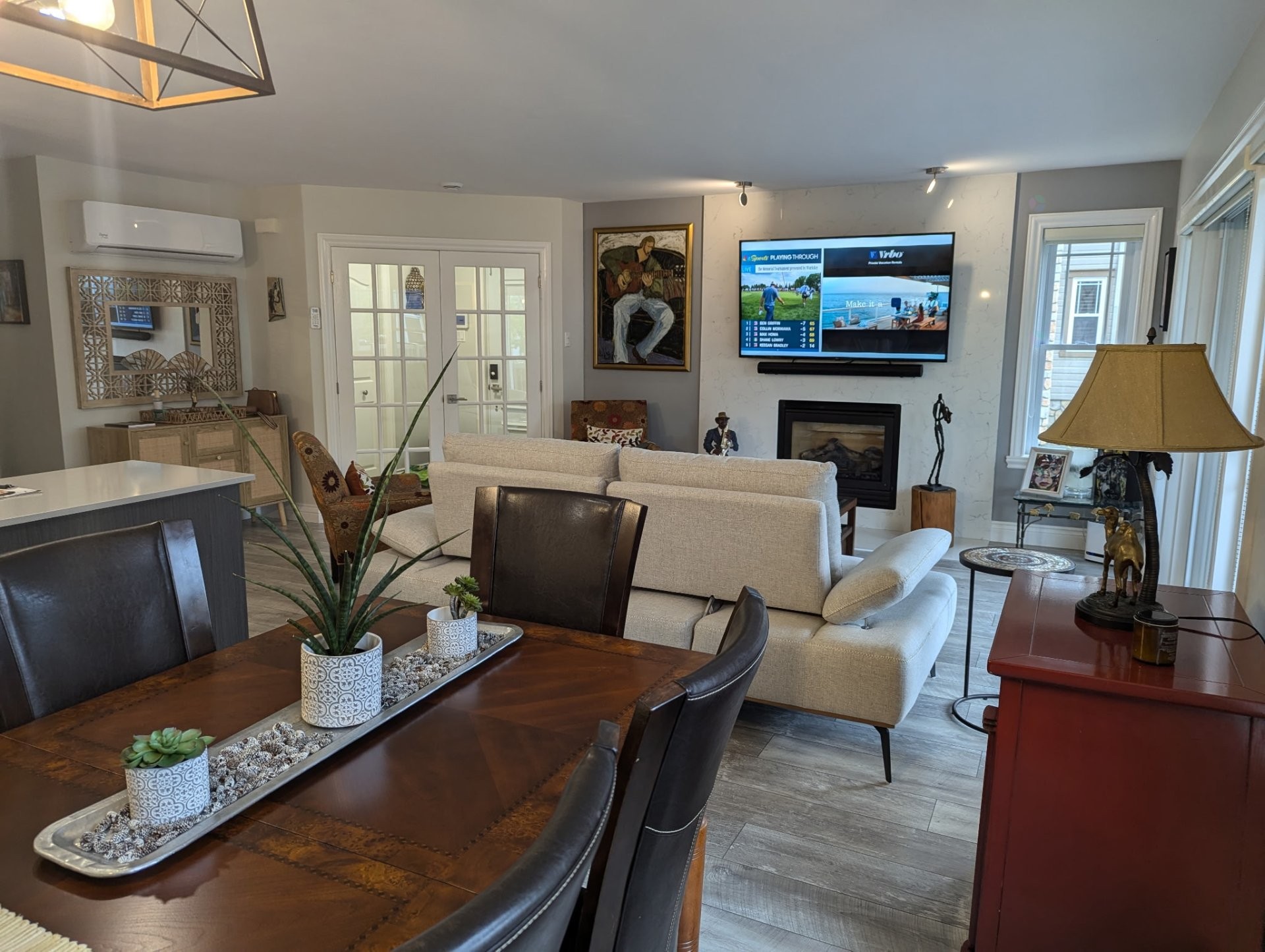 Living Room - 120 Ch. Louis-Dufour, Saint-Sauveur, QC - Indoor Photo Showing Dining Room With Fireplace