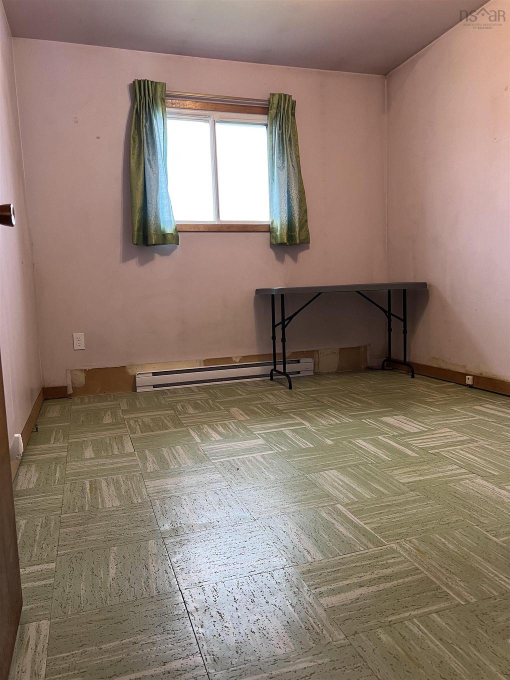 410 Neville Street, Reserve Mines, NS