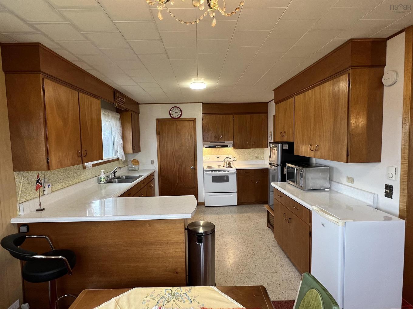 410 Neville Street, Reserve Mines, NS