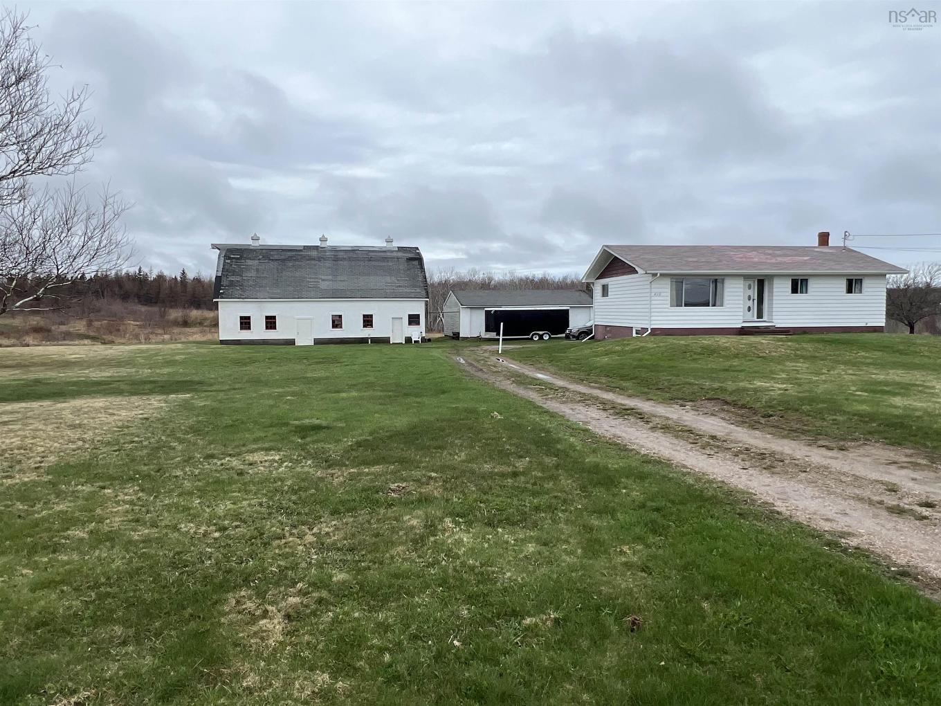 410 Neville Street, Reserve Mines, NS