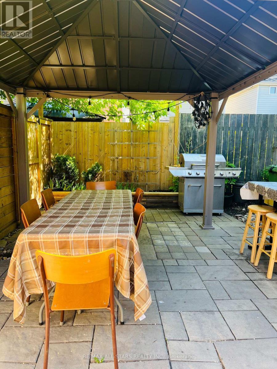 47 Douglas Avenue, Hamilton, ON -