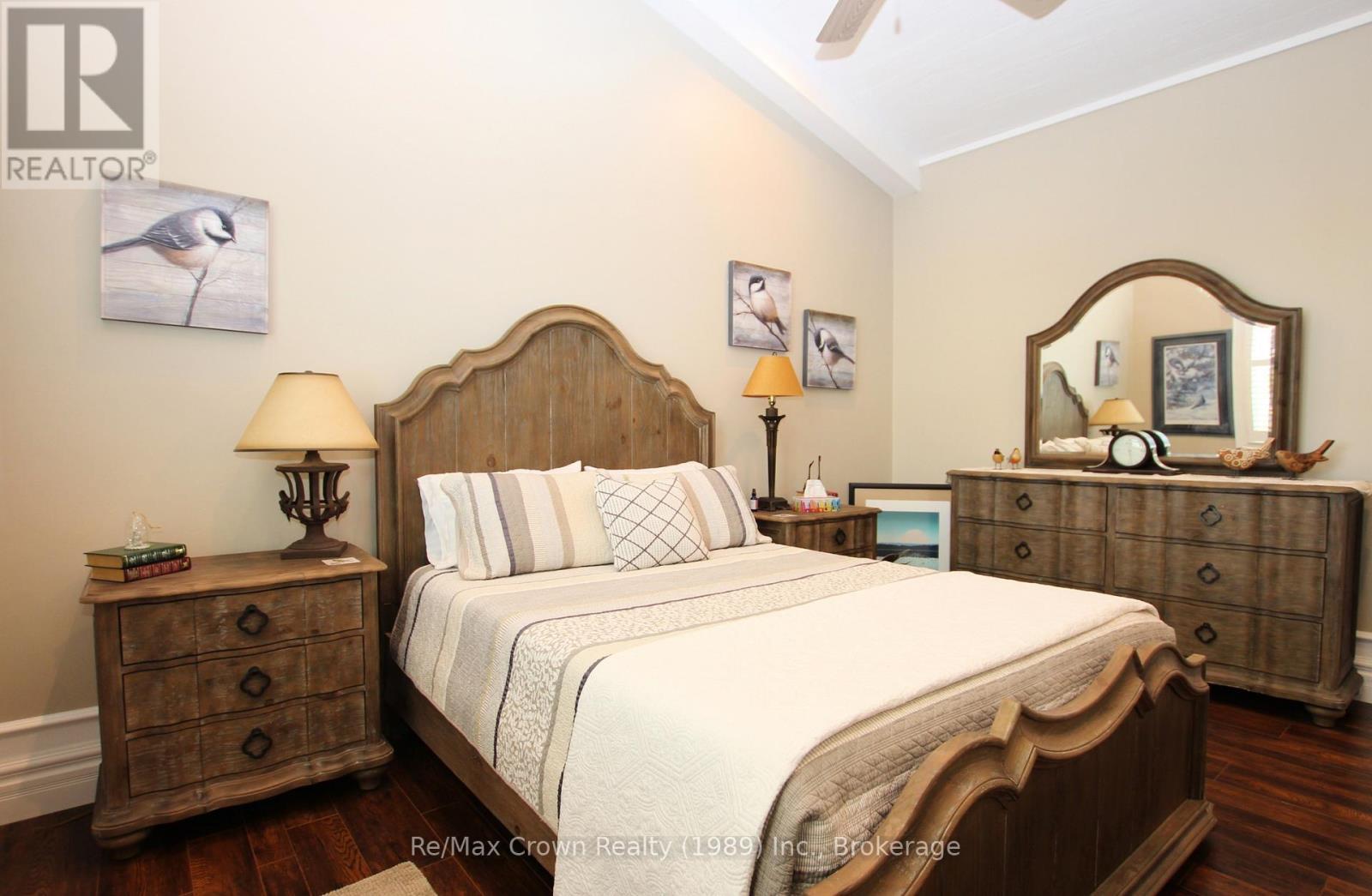 7313 Highway 534 Highway, Parry Sound Remote Area (Restoule), ON - Indoor Photo Showing Bedroom