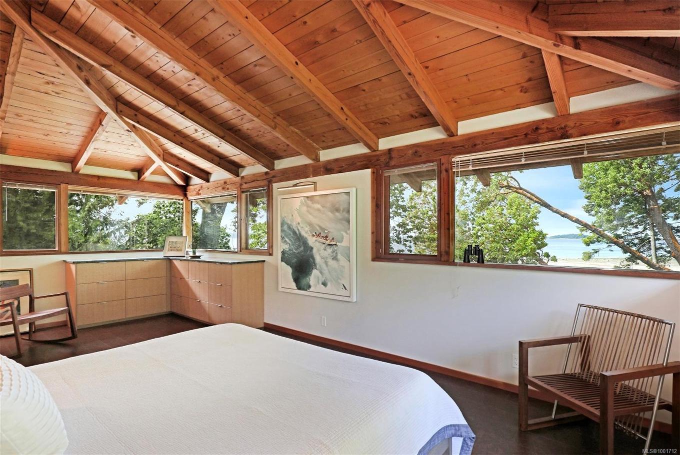 7161 Komas Rd, Denman Island, BC