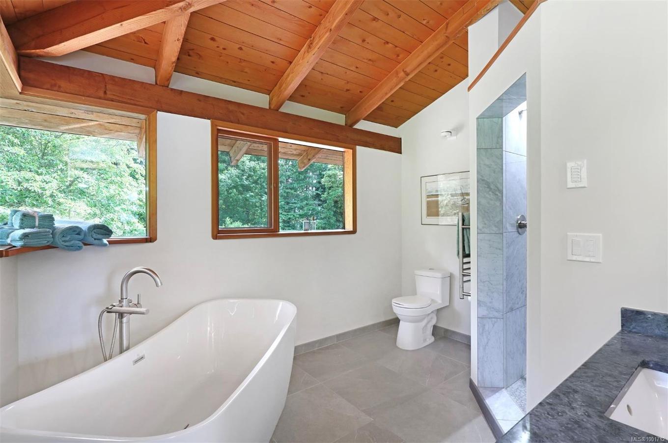 7161 Komas Rd, Denman Island, BC